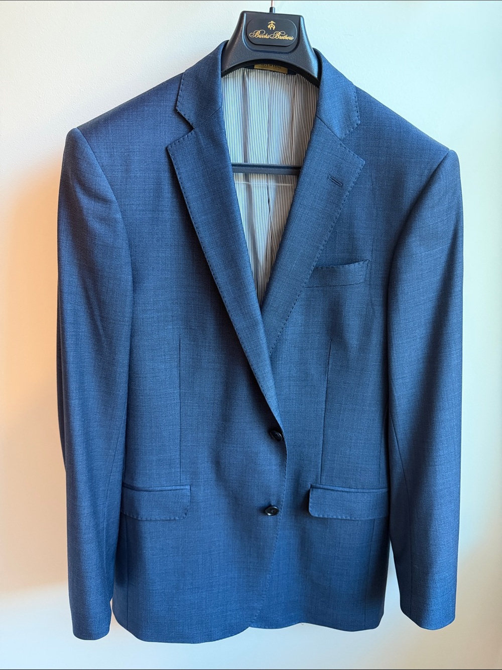 Brooks Brothers Men's Blue Wool-Blend Two-Button Blazer